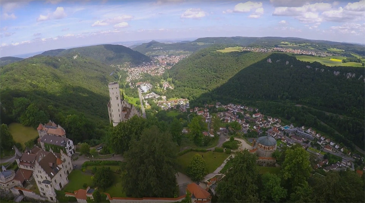 Schloss Lichtenstein gefilmd met DJI Phantom 2